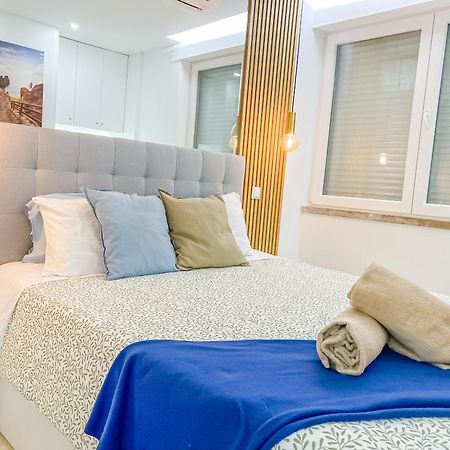 Luxury 2 Min Beach With Balcony, Ocean View, Wifi, Ac, Smarttv Portimão Zewnętrze zdjęcie