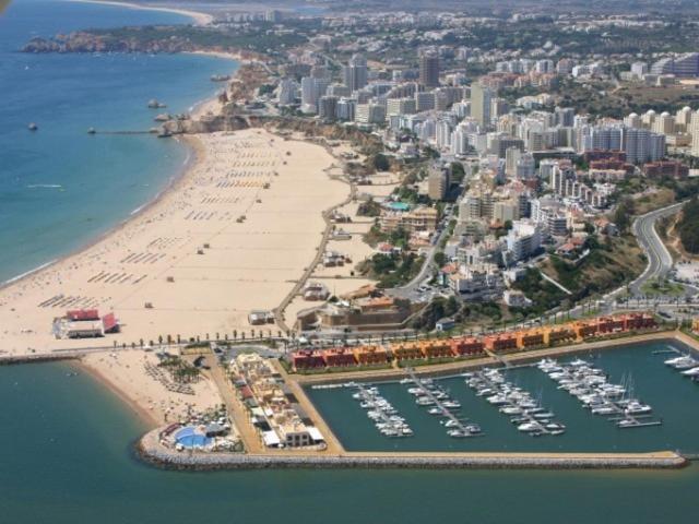 Luxury 2 Min Beach With Balcony, Ocean View, Wifi, Ac, Smarttv Portimão Zewnętrze zdjęcie