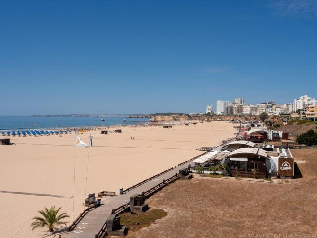 Luxury 2 Min Beach With Balcony, Ocean View, Wifi, Ac, Smarttv Portimão Zewnętrze zdjęcie