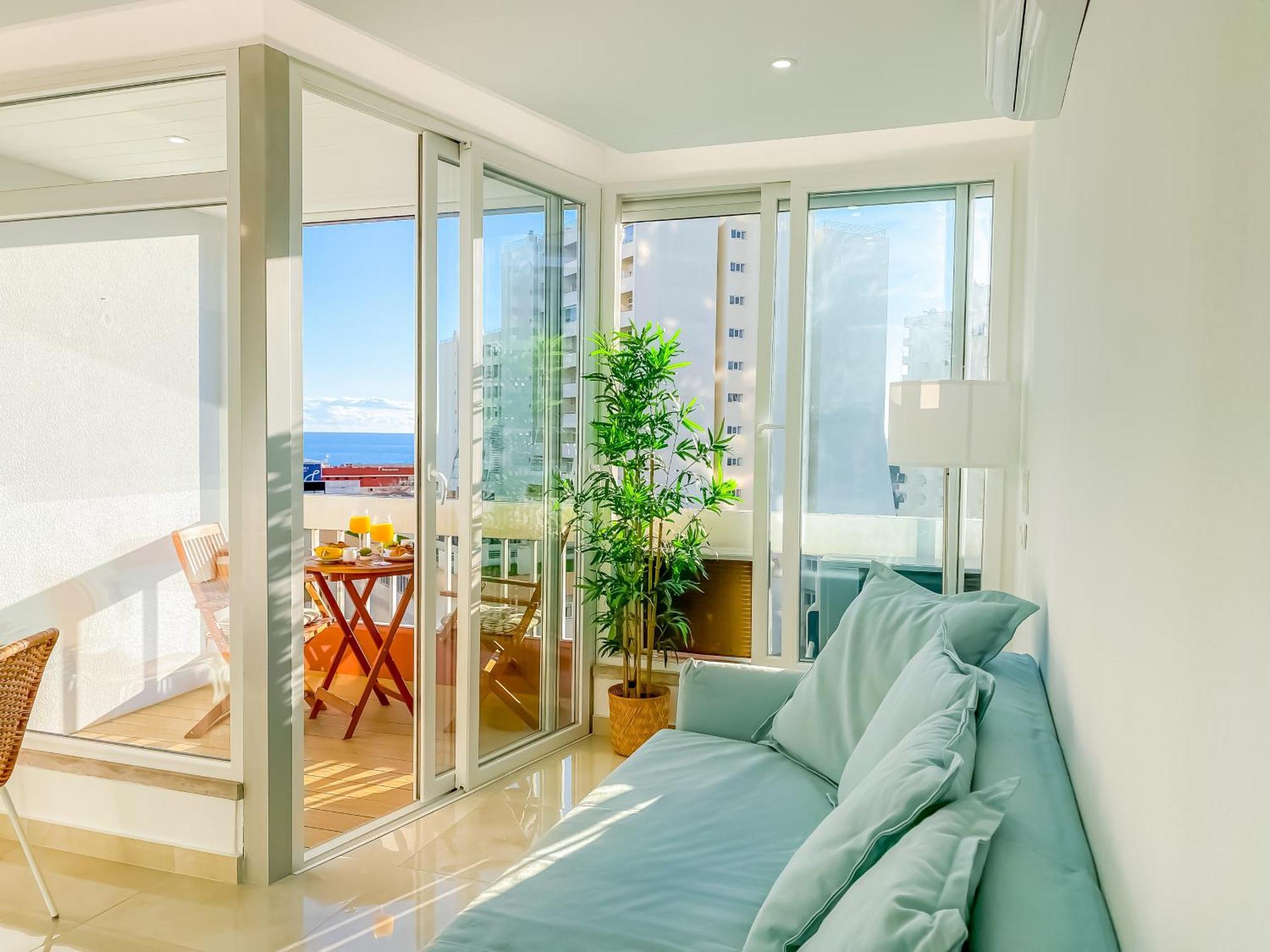 Luxury 2 Min Beach With Balcony, Ocean View, Wifi, Ac, Smarttv Portimão Zewnętrze zdjęcie
