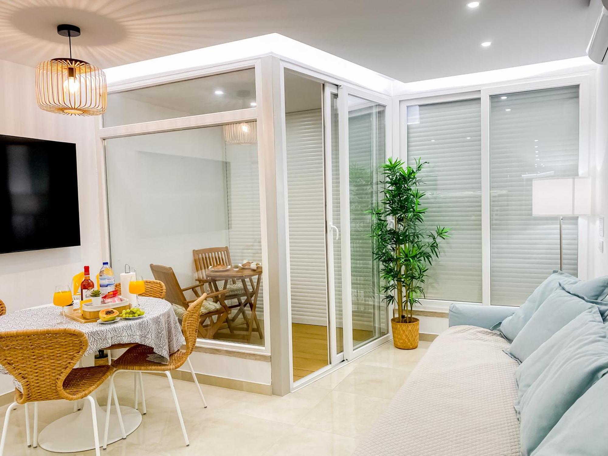 Luxury 2 Min Beach With Balcony, Ocean View, Wifi, Ac, Smarttv Portimão Zewnętrze zdjęcie
