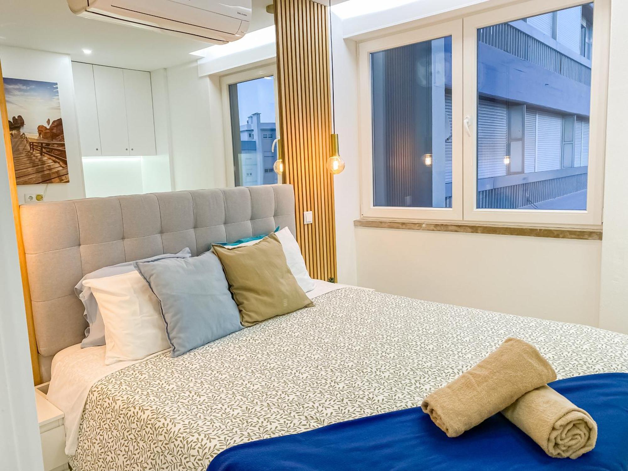 Luxury 2 Min Beach With Balcony, Ocean View, Wifi, Ac, Smarttv Portimão Zewnętrze zdjęcie